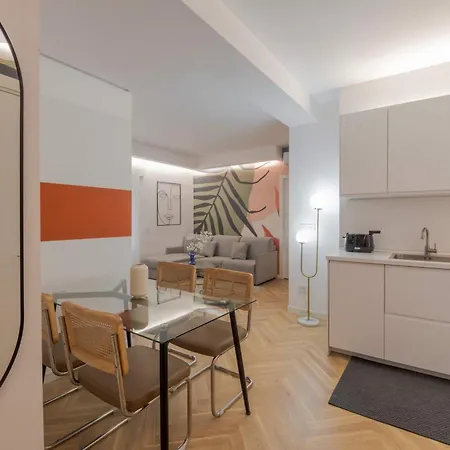 アパート Design - 3 Bedrooms & 2 Bathrooms - B *